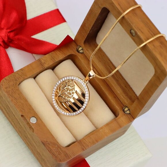 "Tree of Life Circle Pendant in Rose Gold, XPPT1322 - Picture 9 of 13